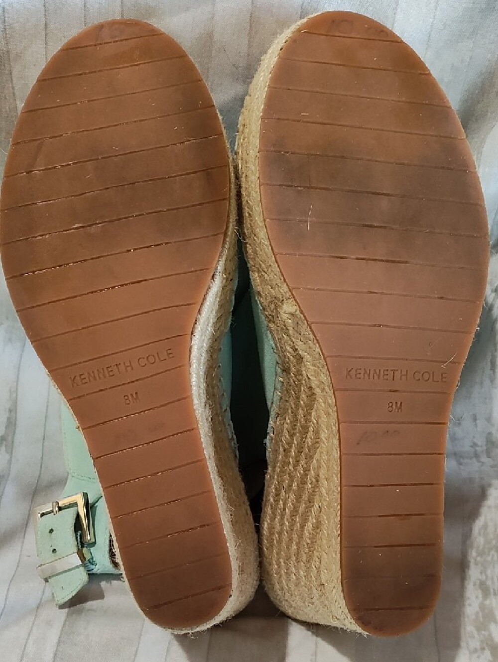 Kenneth Cole New York Mint Green Peep-Toe Espadrille Wedges, Size 8M - Picture 4 of 7